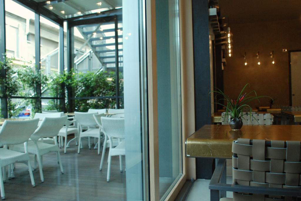 Nu Hotel Milano Esterno foto